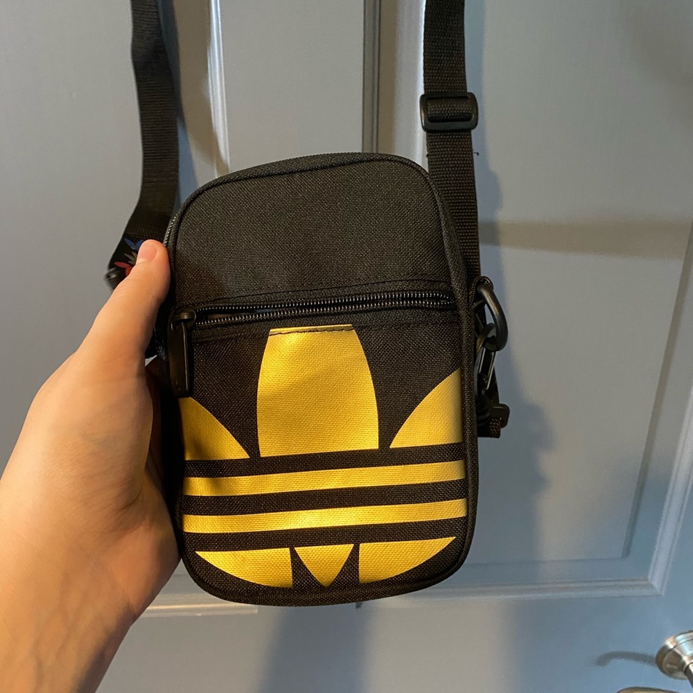 Adidas Unisex Crossbody Bag/Fanny Pack